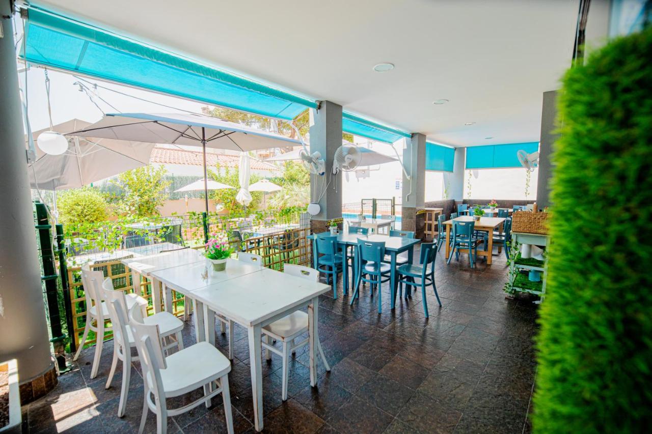 Rentalmar Costa Verde Cambrils Esterno foto